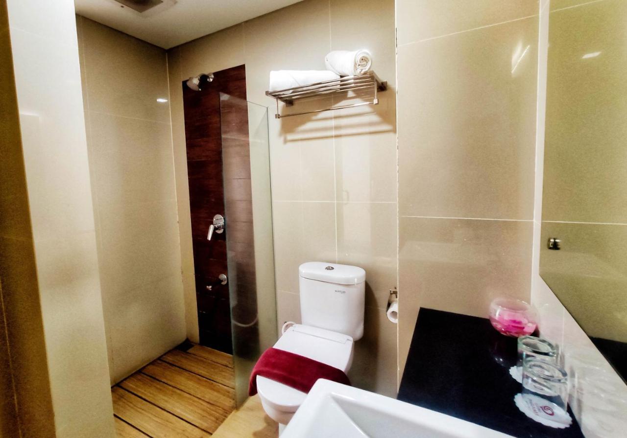 Grand Parama Hotel Tanjung Redep Exterior photo